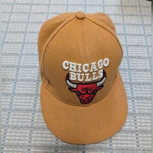 Chicago Bulls Ultra Game NBA Khaki Adjustable Snapback Cap Basketball Sports